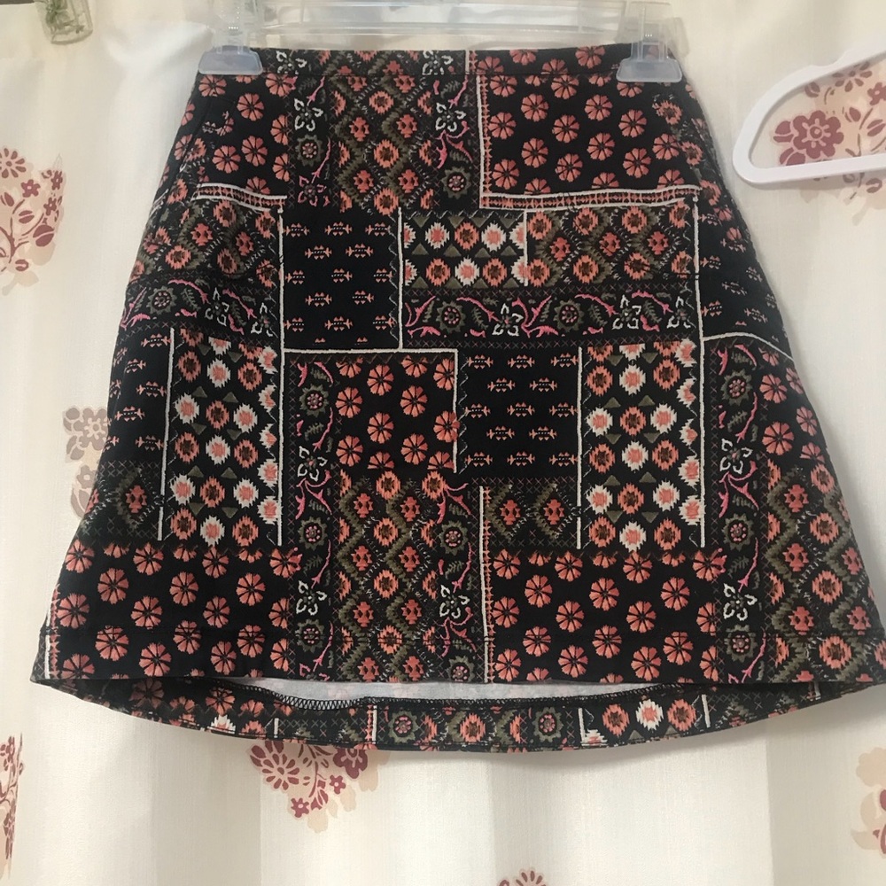 Hollister mini skirt